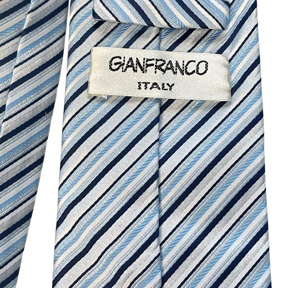 Gian Franco Italy Handmade Microfiber Tie 60” Blue Silver - Picture 5 of 10